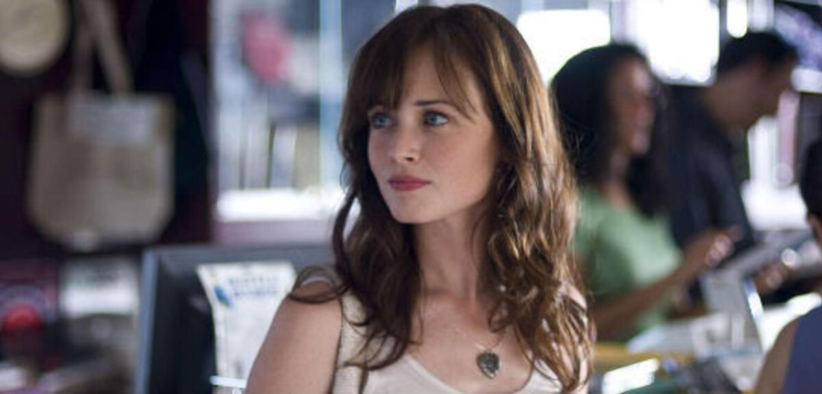 Alexis Bledel in The Good Guy