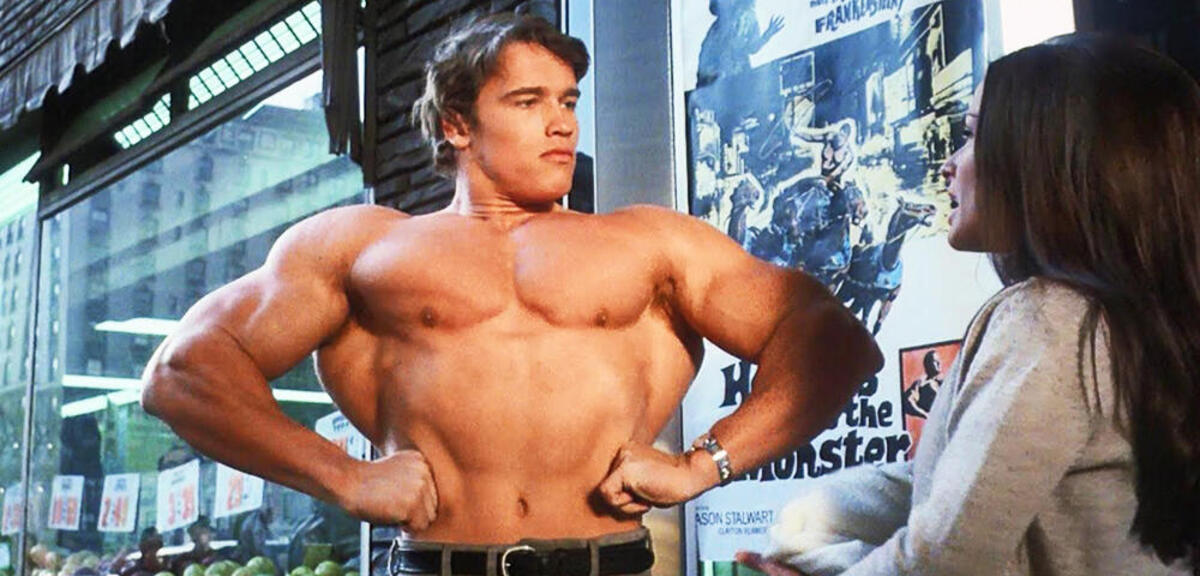 Action-Star-Arnold-Schwarzenegger-kann-sich-seine-peinlichste-Rolle-nur-noch-anschauen-weil-sie-so-l-cherlich-ist-Ich-war-richtig-dumm-