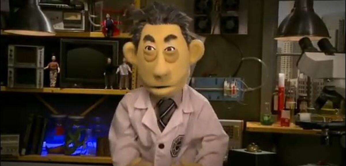 Dr. Cheng als Puppe