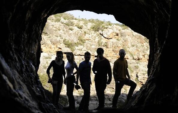 Die Höhle überleben Ist Ein Instinkt Keine Wahl Die Höhle - Überleben ist ein Instinkt, keine Wahl | Film 2014 | Moviepilot