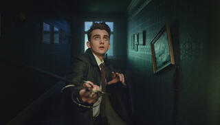 Staffel 1 von Lockwood & Co