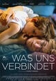 Poster im Vordergrund