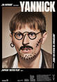 Poster im Vordergrund