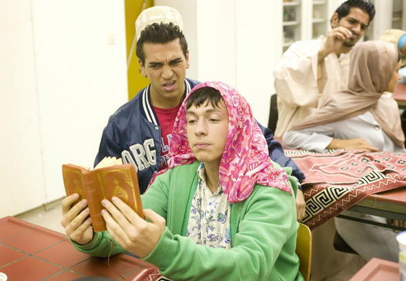 Bs To Türkisch Für Anfänger Staffel 2 www.moviepilot.de