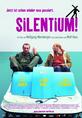 Poster im Vordergrund