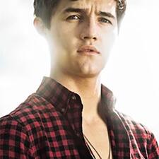 Tommy Knight