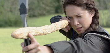 Bild zu:  Die Pute von Panem - The Starving Games