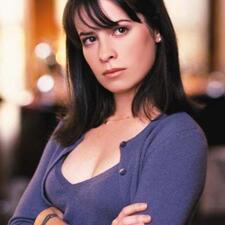 Holly Marie Combs