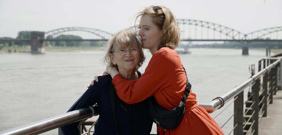 Anna und Oma - Trailer (Deutsch) HD