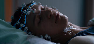 Staffel 1 von Open Your Eyes