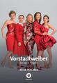Poster im Vordergrund