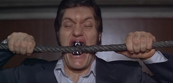 Bild zu:  Gesunder Appetit: Der Beißer in Moonraker