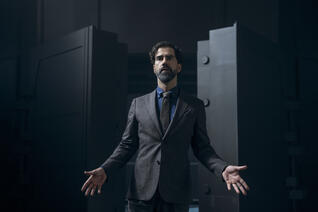 Hamish Linklater