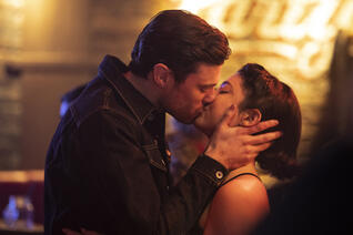 Staffel 1 von Wedding Season