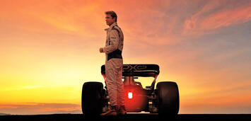 Bild zu:  F1: Der Film