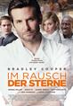 Poster im Vordergrund
