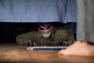 Staffel 1 von Resident Alien