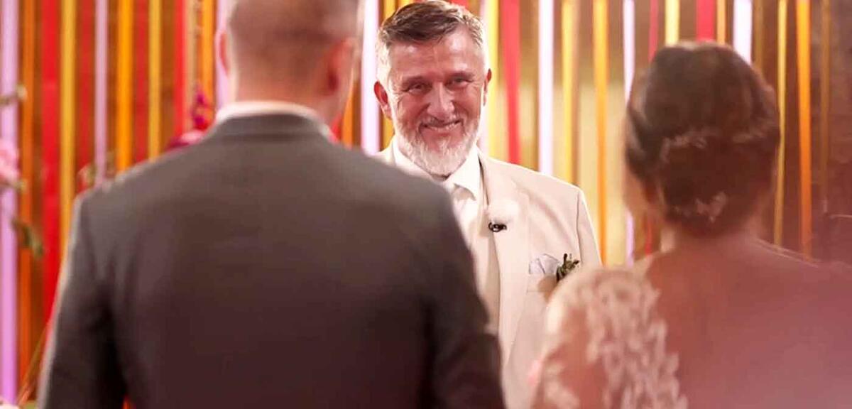 Das-gab-es-bei-Hochzeit-auf-den-ersten-Blick-noch-nie-Paar-kannte-sich-schon-vor-dem-Jawort