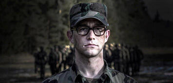 Bild zu:  Joseph Gordon-Levitt als Edward Snowden