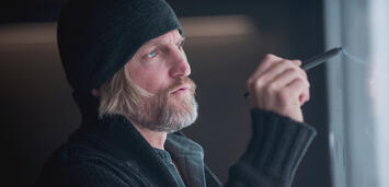 Bild zu:  Woody Harrelson als Haymitch Abernathy