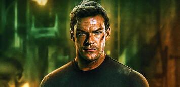 Bild zu:  Alan Ritchson in Reacher