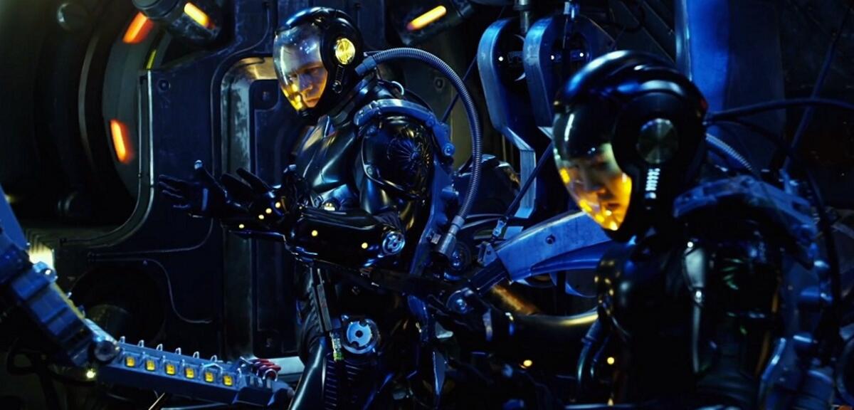 Charlie Hunnam in Pacific Rim