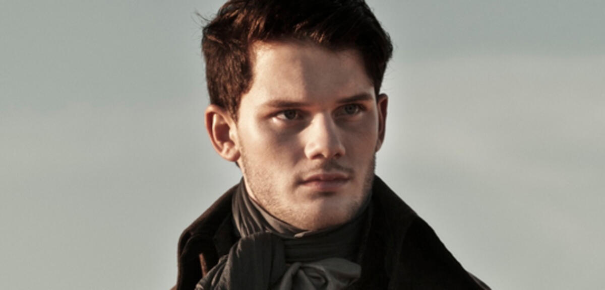 Jeremy Irvine in Große Erwartungen
