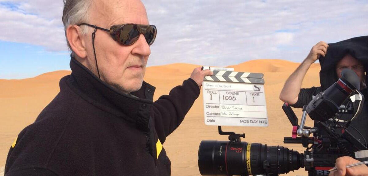 Werner Herzog am Set von Queen of the Desert